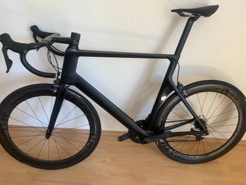 Gebrauchtes Canyon Aeroad CF SL 8.0 2020 2020 Road & Gravel, Schwarz — Bild 3 von 4