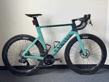Gebrauchtes Canyon Aeroad CF SLX 8 Disc eTap 2023 2023 Road & Gravel