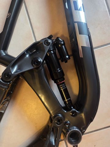 Used Trek Slash 8 2022 Frameset 2022 Mountainbike, Black, 29 — image 5 of 8