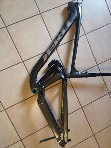 Trek Slash 8 2022 Frameset 2022 MTB usato