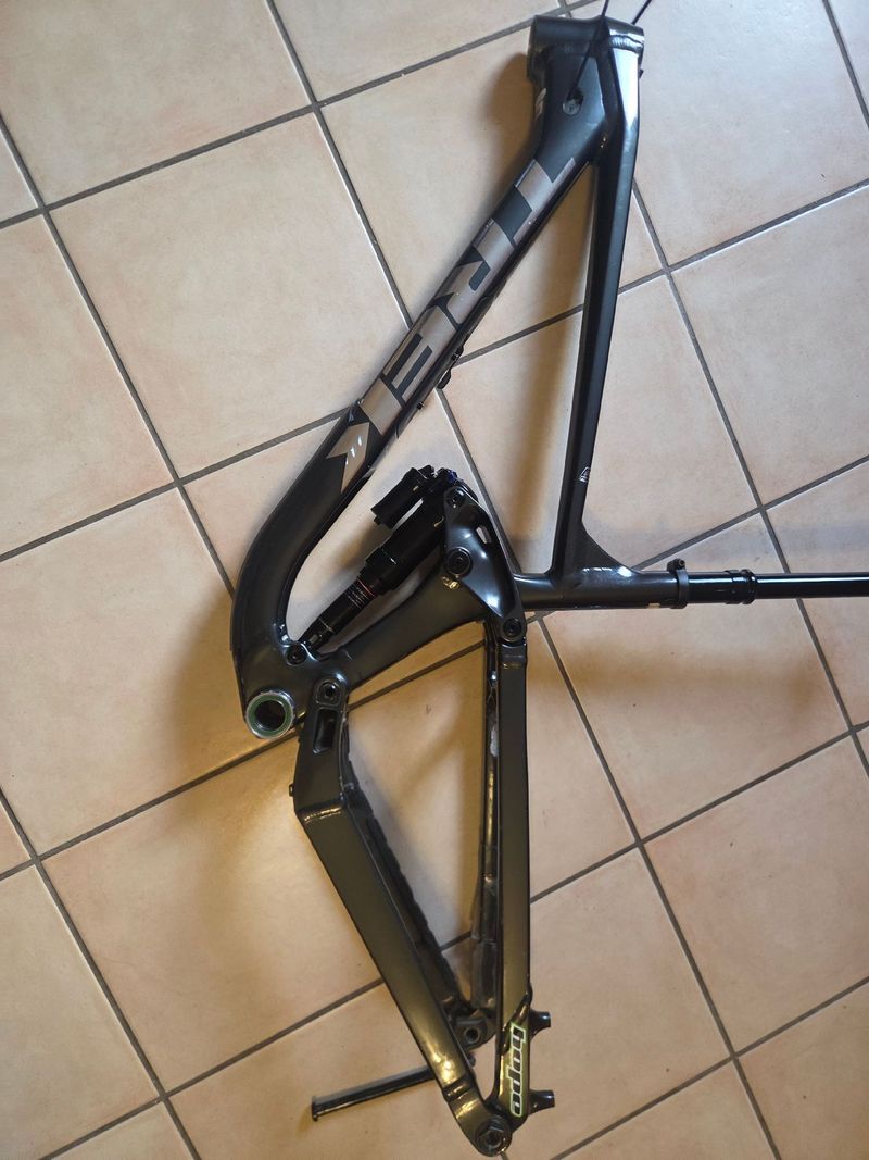 Used Trek Slash 8 2022 Frameset 2022 MTB