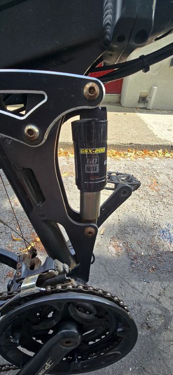 Used Bezior Custom Shimano Tourney 2022 Mountainbike, Black — image 8 of 11