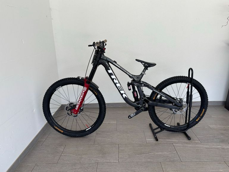Použité Trek session Custom SRAM GX 2023 Mountainbike — obrázek 2 z 28