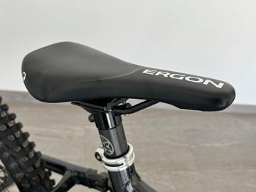 Used Trek session Custom SRAM GX 2023 Mountainbike, Black, 29 — image 18 of 28
