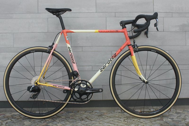 Brugt Serotta - EF Education - EasyPost - Sram Red 58 Cm Center/center – Sram Red Etap AXS 1995 Road & Gravel