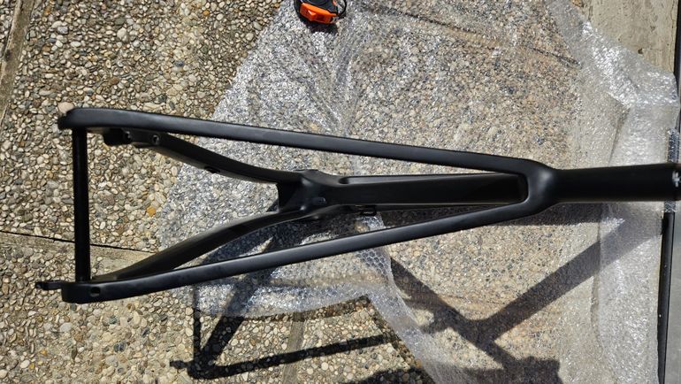 Used Velobuild Custom Frameset 2023 2023 Road & Gravel, Black — image 3 of 11