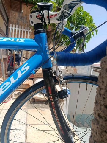 Used Zeus Custom Shimano Ultegra 2021 Road & Gravel, Blue — image 6 of 8