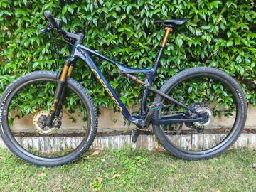Brugt Orbea Oiz SRAM GX Eagle AXS 2022 Mountainbike — billede 1 af 10