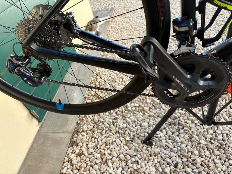 Used Giant Defy Advanced Pro 0 2017 2017 Road & Gravel, Black — image 2 of 7