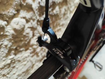 Used BMC Teammachine Shimano 105 2016 Road & Gravel, Black — image 5 of 11