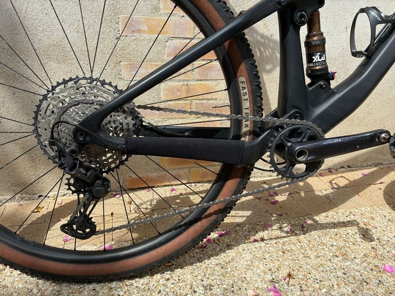 Used Hongfu Custom Shimano Deore XT 2021 Mountainbike, Black — image 3 of 3