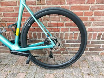Brugt CUBE Attain Shimano 105 Di2 2025 Road & Gravel — billede 3 af 10
