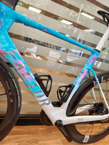 Tweedehands Factor Ostro Shimano Dura Ace Di2 2026 Road & Gravel — afbeelding 16 van 22