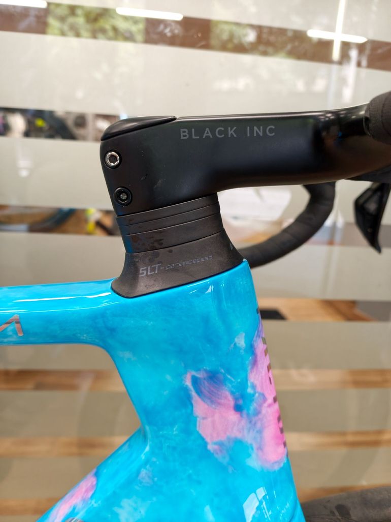 Tweedehands Factor Ostro Shimano Dura Ace Di2 2026 Road & Gravel — afbeelding 5 van 22