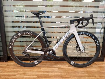 Used Factor OSTRO VAM - Shimano Ultegra 2024 2024 Road & Gravel