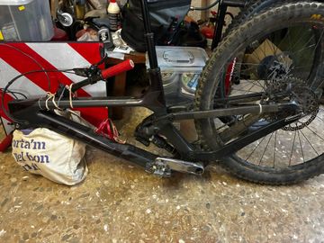 Trek Slash 9.8 GX 2021 Frameset 2021 Mountainbike d'occasion — image 3 sur 8