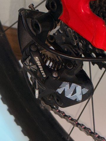 Used Specialized Epic EVO 2018 Mountainbike, Red — image 4 of 7