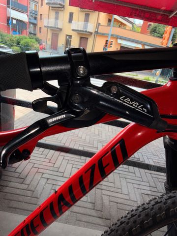 Used Specialized Epic EVO 2018 Mountainbike, Red — image 5 of 7