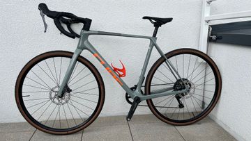 Brugt CUBE CROSS RACE C:62 PRO 2023 2023 Road & Gravel — billede 2 af 12