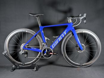 Used Giant Propel Advanced 1 2024 2024 Road & Gravel