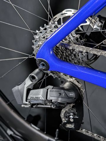 Gebrauchtes Giant Propel Advanced 1 2024 2024 Road & Gravel, Blau — Bild 13 von 20