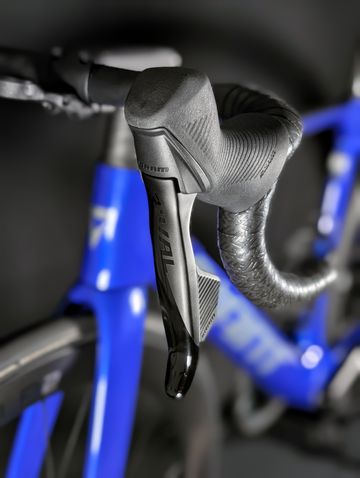 Gebrauchtes Giant Propel Advanced 1 2024 2024 Road & Gravel, Blau — Bild 20 von 20