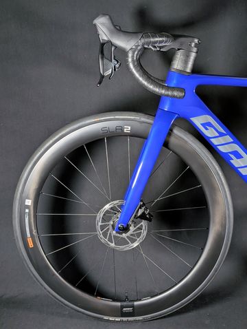 Gebrauchtes Giant Propel Advanced 1 2024 2024 Road & Gravel, Blau — Bild 12 von 20