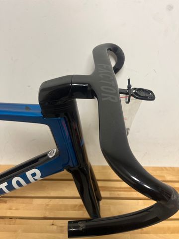 Tweedehands Factor ONE Frameset Premium (Disc) 2024 Frameset 2024 Road & Gravel — afbeelding 4 van 5