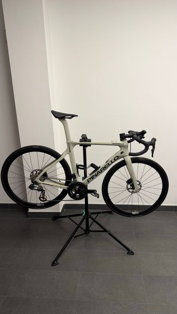 Used Pinarello Paris Shimano 105 Di2 2022 Road & Gravel