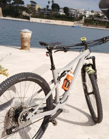 Orbea OIZ H30 2024 2024 Mountainbike usato, Grigio chiaro — immagine 7 di 8