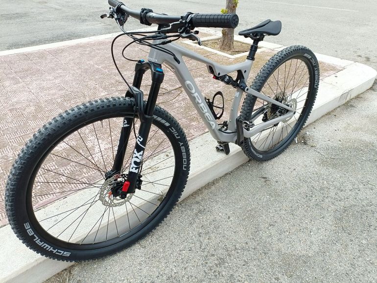 Brugt Orbea OIZ H30 2024 2024 Mountainbike — billede 3 af 8