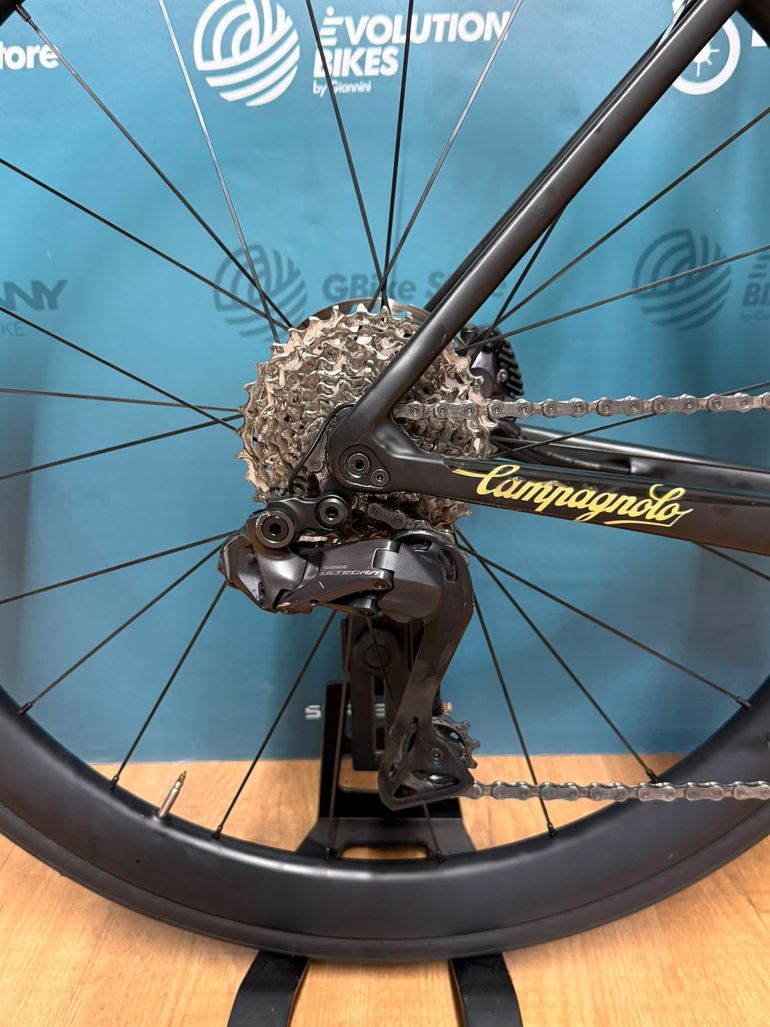 Brugt Colnago V3Rs Team UAE Emirates Disc 2024 Road & Gravel — billede 2 af 8