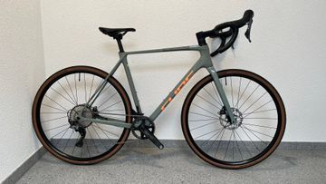 Used CUBE CROSS RACE C:62 PRO 2023 2023 Road & Gravel, Light Gray — image 1 of 14