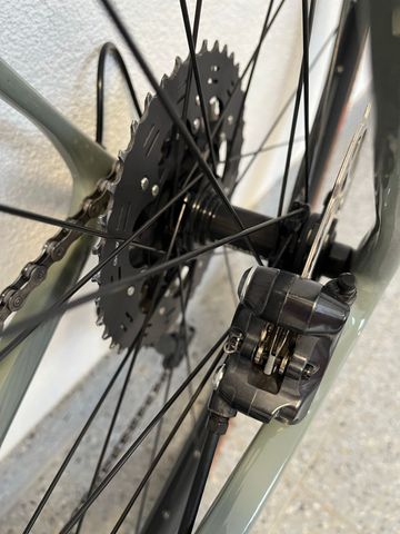 Used CUBE CROSS RACE C:62 PRO 2023 2023 Road & Gravel, Light Gray — image 9 of 14