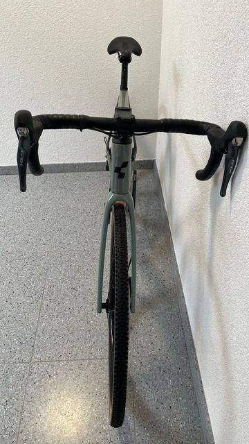 Used CUBE CROSS RACE C:62 PRO 2023 2023 Road & Gravel, Light Gray — image 4 of 14