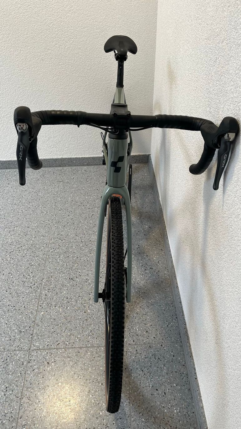 Gebrauchtes CUBE CROSS RACE C:62 PRO 2023 2023 Road & Gravel, Hellgrau — Bild 4 von 14