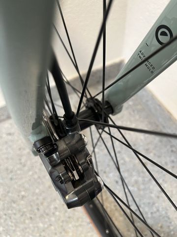 Used CUBE CROSS RACE C:62 PRO 2023 2023 Road & Gravel, Light Gray — image 8 of 14