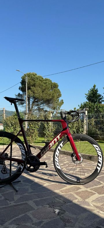 Gebrauchtes Giant Propel Advanced Pro 0 2024 2024 Road & Gravel, Rot — Bild 3 von 9