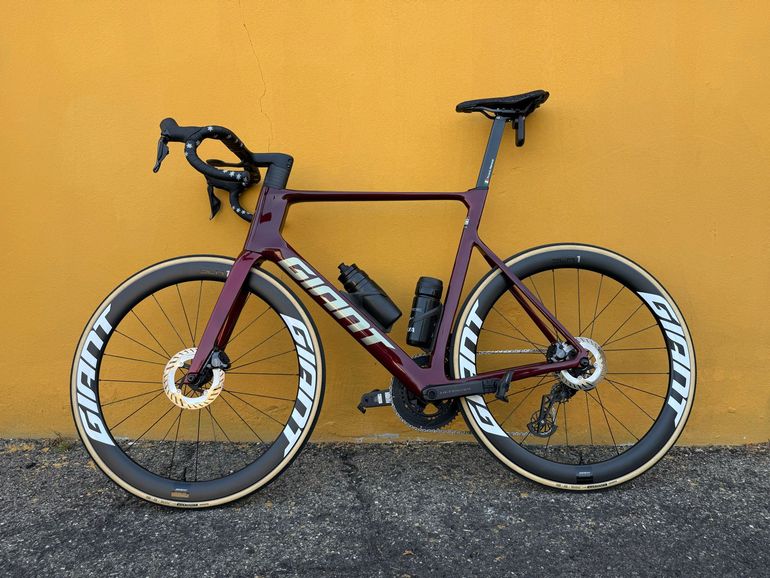 Giant Propel Advanced Pro 0 2024 2024 Road & Gravel usato, Rosso — immagine 8 di 10