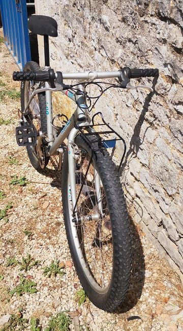 Used DECATHLON Custom Shimano SLX 1995 Mountainbike, Light Gray — image 3 of 7