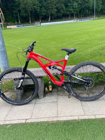 Käytetty Specialized Enduro Comp 29 2016 Frameset 2016 MTB