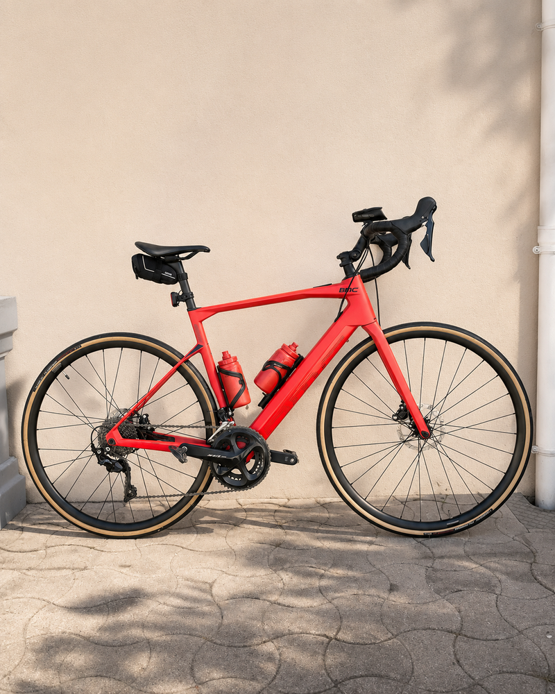 Tweedehands BMC Roadmachine AMP THREE 2023 2023 Road & Gravel