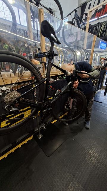 Gebrauchtes Cannondale SuperSix EVO 2024 Road & Gravel, Schwarz — Bild 2 von 13