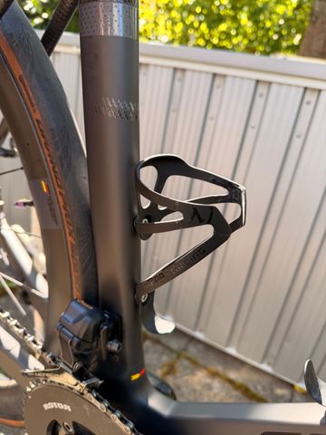 Used AVENGER Everest 2025 Road & Gravel, Light Gray — image 9 of 18
