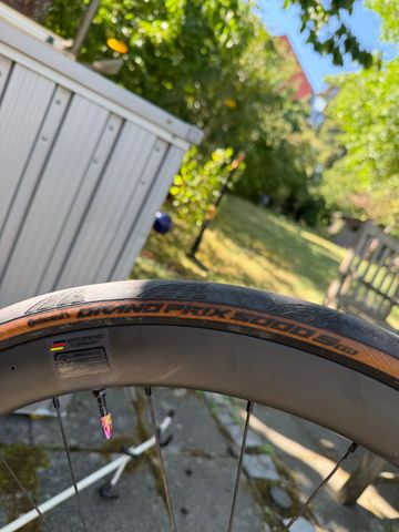 Used AVENGER Everest 2025 Road & Gravel, Light Gray — image 12 of 18