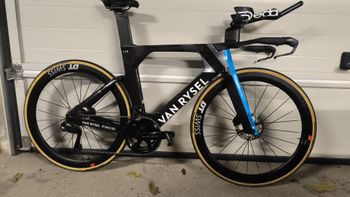 Käytetty Van rysel XCR UCI 2025 Shimano DURA ACE/Ultegra DI2 12V 2025 Road & Gravel