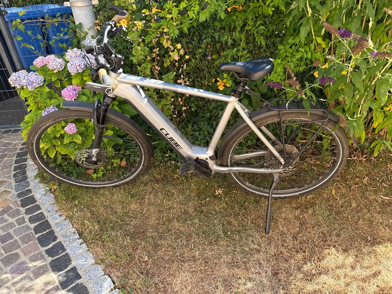 Used CUBE Nuroad Shimano Deore XT 2023 Urban, Light Gray — image 2 of 4