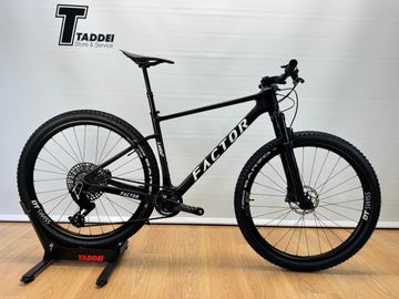 Used Factor Lando HT Taglia M - 2024 2024 Mountainbike, Black — image 2 of 26
