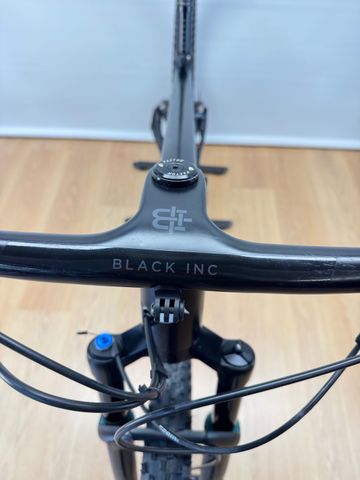 Used Factor Lando HT Taglia M - 2024 2024 Mountainbike, Black — image 18 of 26