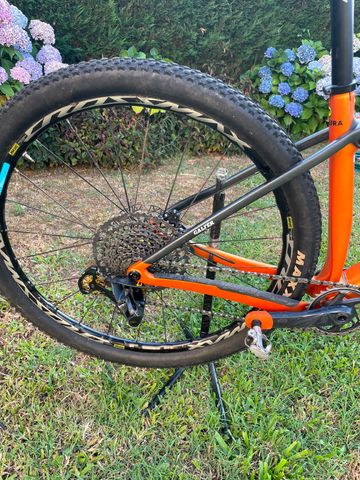 Brugt Trek Procaliber 9.8 2022 2022 Mountainbike — billede 3 af 9
